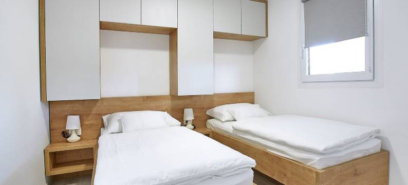 Mobile Homes Terme Jezercica 移动家居特尔梅耶泽尔西卡(Mobile Homes Terme Jezercica)图片