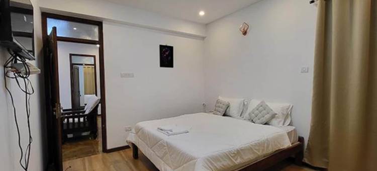 Fabhotel 斯里瓦里开间公寓(FabHotel Sri Vari Studio Apartment)图片