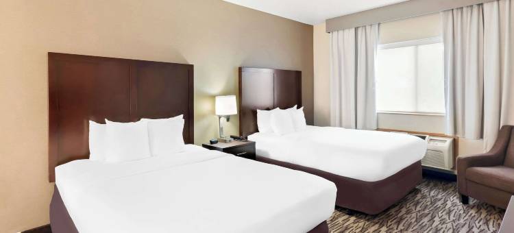 波特兰机场舒适套房酒店(Comfort Suites Portland Airport)图片
