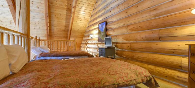 雪堆小屋由Avantstay提供的令人叹为观止的家与优质滑雪通道(Snowdrift Cabin by AvantStay Breathtaking Home w Prime Ski Access)图片