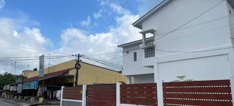 OYO 93457 白宫伊斯兰教住宿靠近OYO 93457 白宫伊斯兰教住宿(OYO 93457 White House Syariahnearoyo 93457 White House Syariah)图片