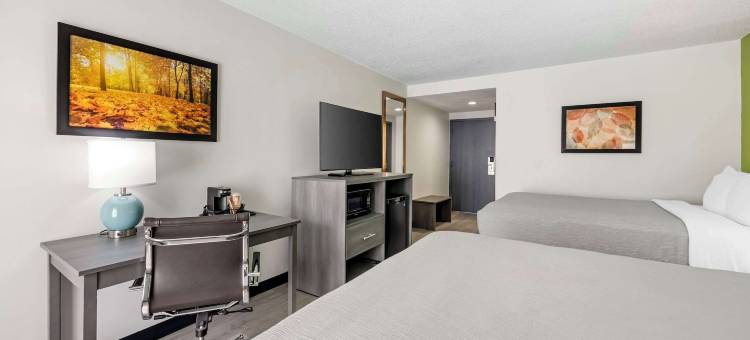 克拉克斯维尔 - 出口 11 凯艺酒店(Quality Inn Clarksville - Exit 11)图片