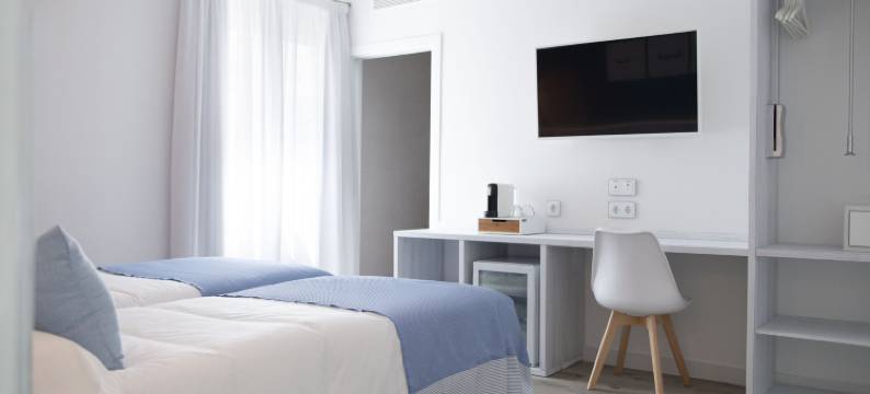 耐尔哈便捷客房(Nerja Casual Rooms)图片