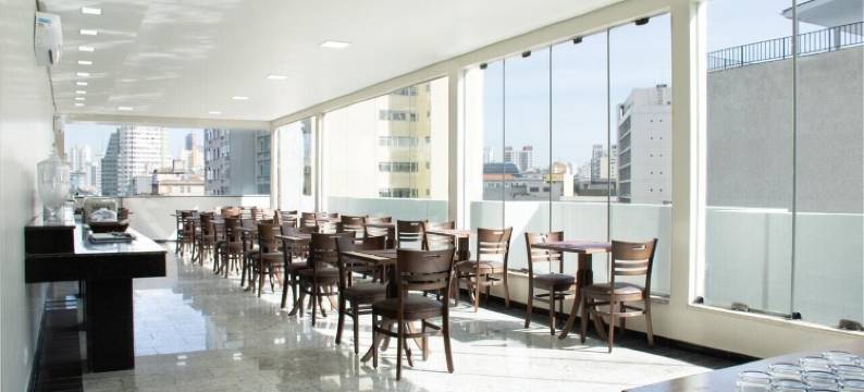 菲尼克斯良好度假屋酒店(Fênix Hotel BOM Retiro)图片