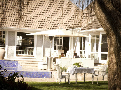 巴兰泰内斯旅馆