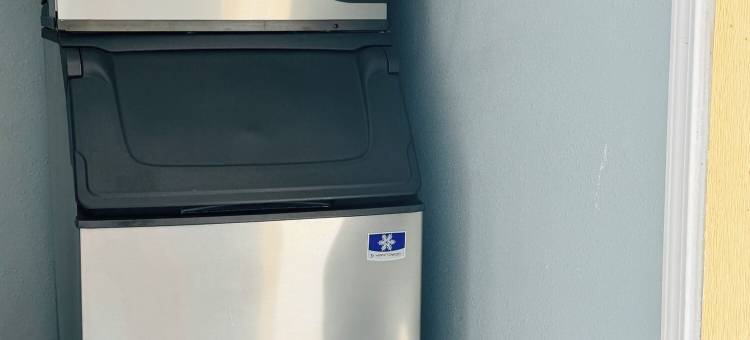 EXPRESS INN & SUITES图片