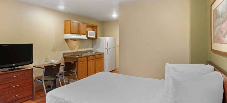 美国长住精选套房酒店 - 堪萨斯城 - 南 - 49 号州际公路(Extended Stay America Select Suites - Kansas City - South - I-49)图片