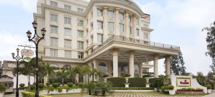 昌迪加尔吉拉克普尔温德姆华美达广场酒店(Ramada Plaza by Wyndham Chandigarh Zirakpur)图片