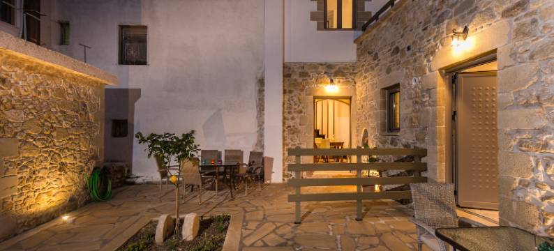 Agarathos家园(Agarathos Deluxe Homes in the Heart of Kaliviani Near Balos)图片