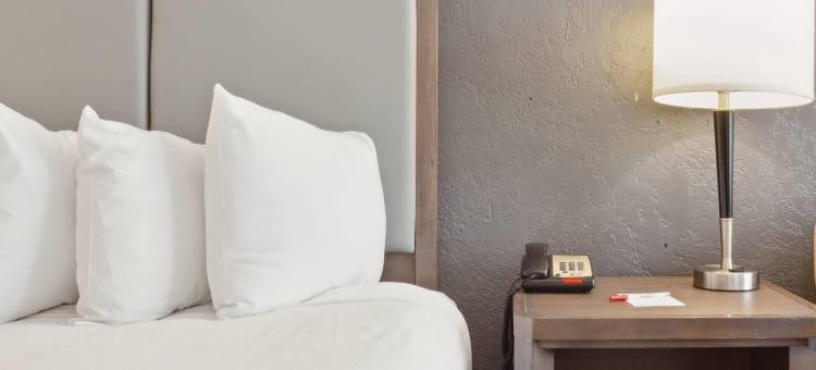 霍马华美达酒店(Ramada by Wyndham Houma)图片