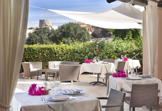 Hotel CorallaroHotel Overview