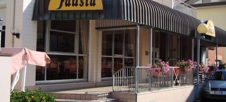 法乌斯塔酒店公寓(Hotel Residence Fausta)图片