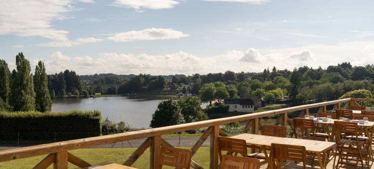 布朗切旅游舒适布里特酒店(Brit Hôtel Confort - la Tour Blanche)图片