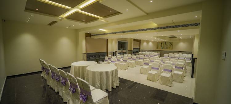 伊卡尔凯里亚德威望酒店(Kyriad Prestige Ilkal)图片