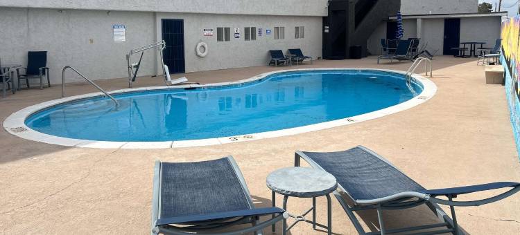 亚利桑那州瓦丘卡堡谢拉维斯塔 Studio 6 酒店(Studio 6 Sierra Vista, AZ – Fort Huachuca)图片