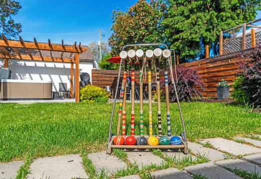 Heritage Retreat: Hot Tub, Private Yard, Firepit, Sleep 10 Hotel Overview