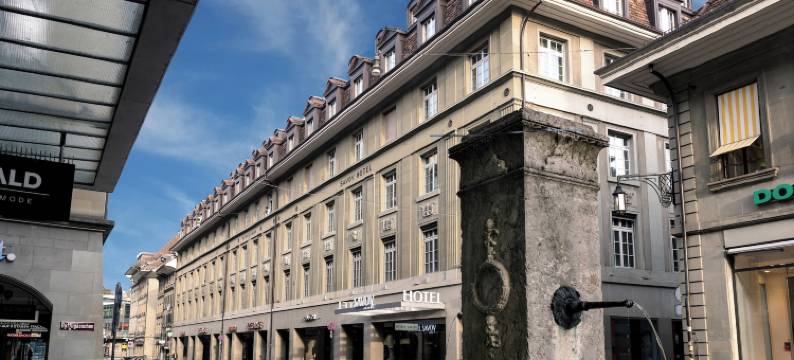 萨沃伊酒店(Hotel Savoy)图片