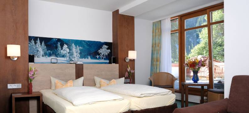 上阿玛高乌尔马赫餐厅及伯尔乡村酒店(Landhotel Böld Oberammergau)图片