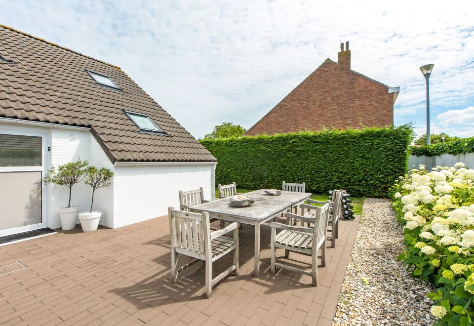 Bébèr Hotel Overview