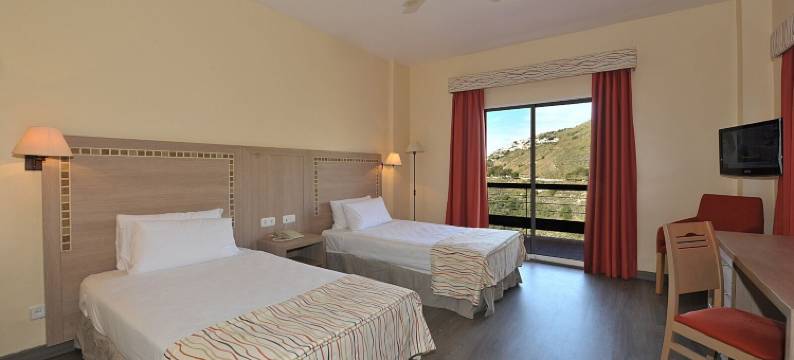 萨洛布列尼亚酒店(Hotel Salobreña Suites)图片