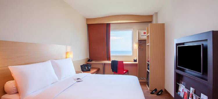 宜必思美纳多市中心大道酒店(Ibis Manado City Center Boulevard)图片