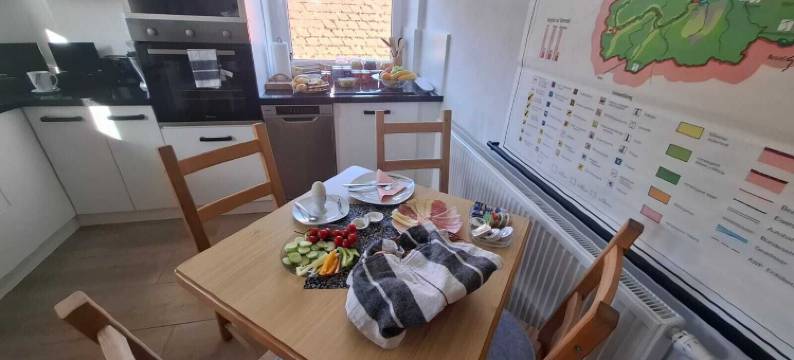 早餐膳宿公寓老学校(Frühstückspension Alte Volksschule Heinrichs bei Weitra)图片