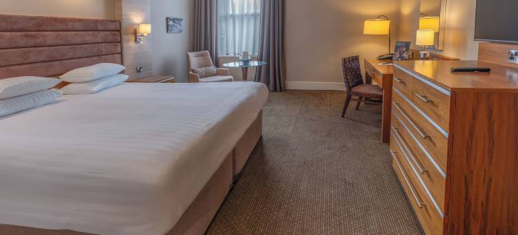 切尔滕纳姆契斯水疗酒店(Cheltenham Chase Hotel & Spa)图片