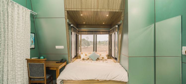 博帕尔Sanjeevani农场：豪华五卧室私人泳池别墅(Sanjeevani Farms Bhopal - A Luxury 5 Bedroom Private Pool Villa)图片