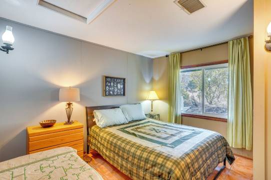 山景天堂:距巴塔哥尼亚湖24英里!(Mtn-View Gem on 20 Acres Patagonia Cabin Hideaway)