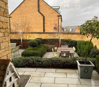 Luxury 5-Bedroom Retreat GardenHotel Overview