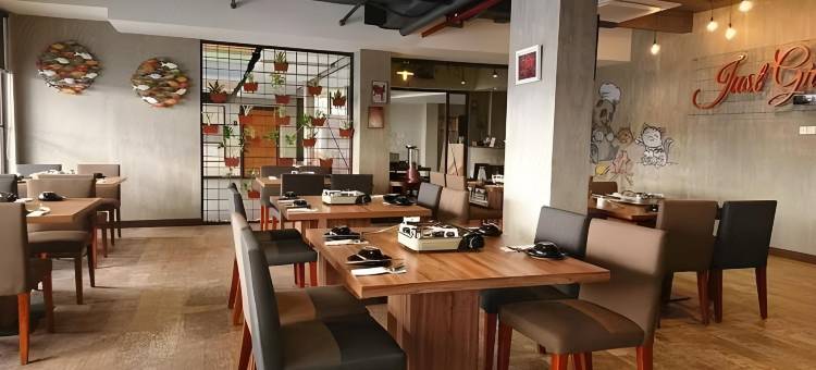 泗水柯杜多拉酒店(Nite & Day Surabaya - Kedungdoro)图片