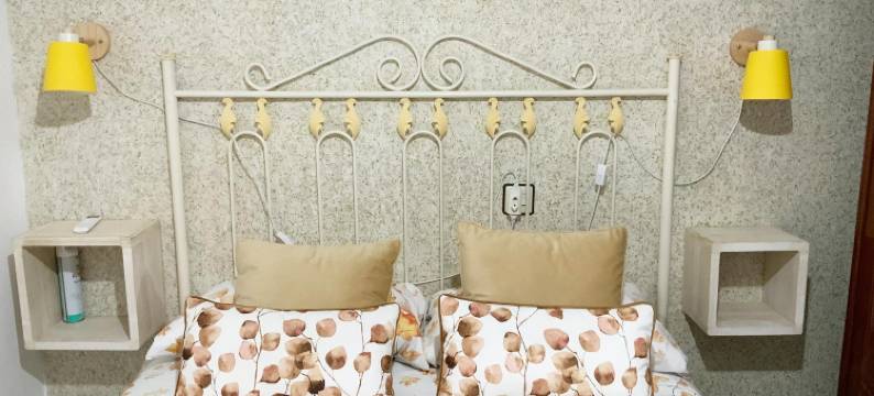 Holiday Home in Villamiel with Mountain Views图片