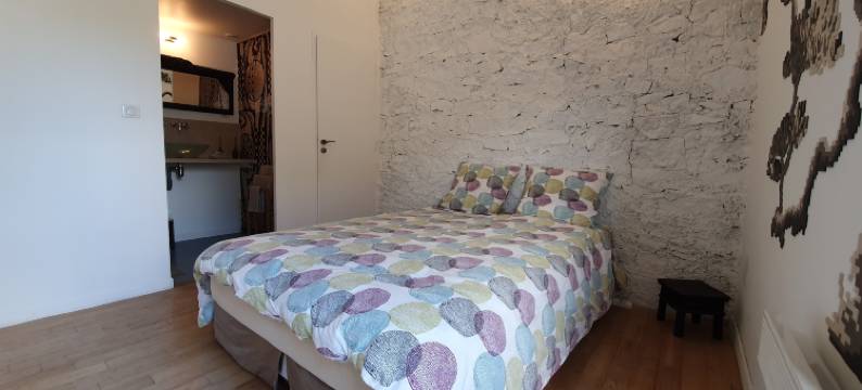 Olonzac Escape: Pool & Charm图片