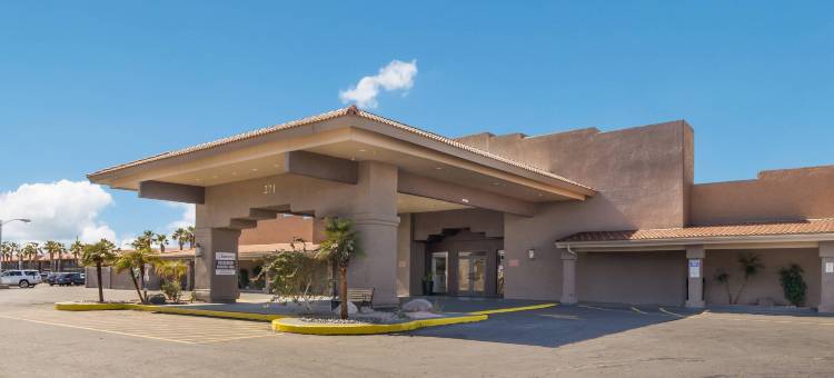哈瓦苏湖城凯艺套房酒店(Quality Inn & Suites Lake Havasu City)图片