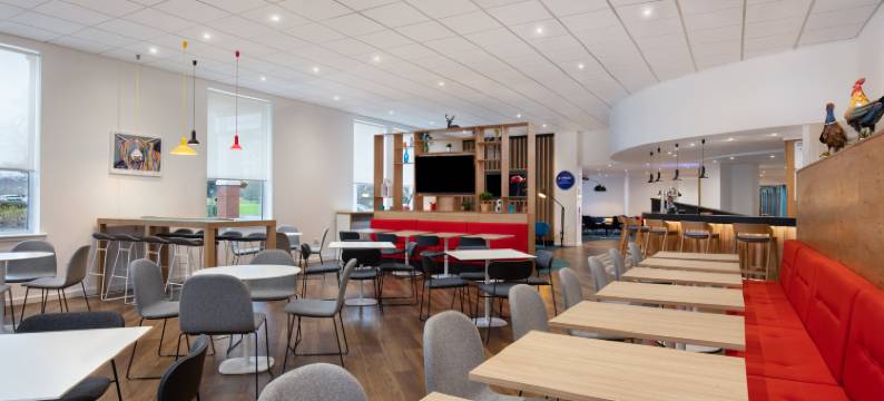 智选假日斯特拉思克莱德公园M74高速公路5号岔口酒店(Holiday Inn Express STRATHCLYDE PARK M74, JCT.5 by IHG)图片