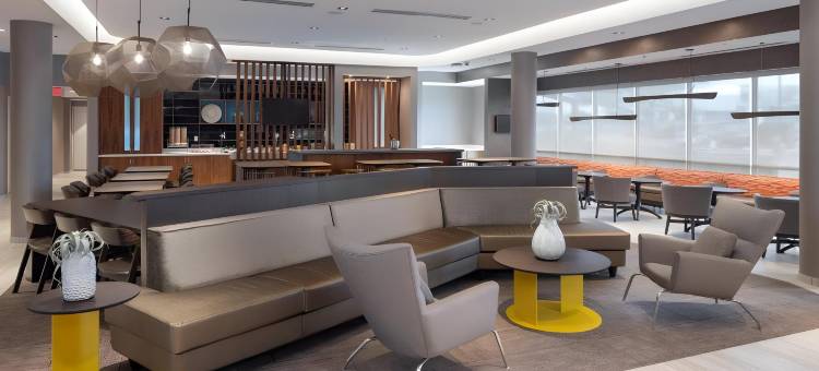 图森桥春丘酒店(SpringHill Suites Tucson at the Bridges)图片