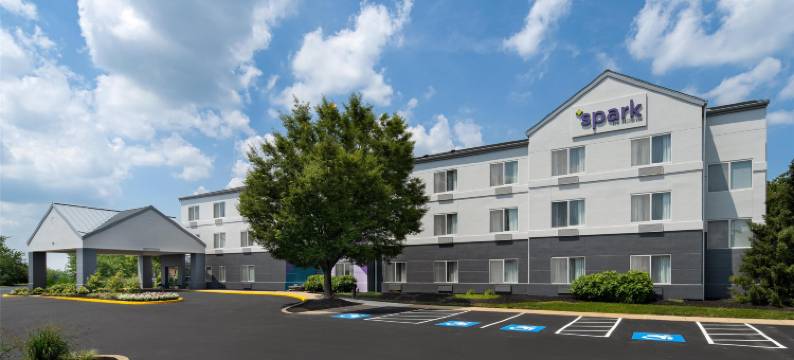 Spark by Hilton Lancaster图片