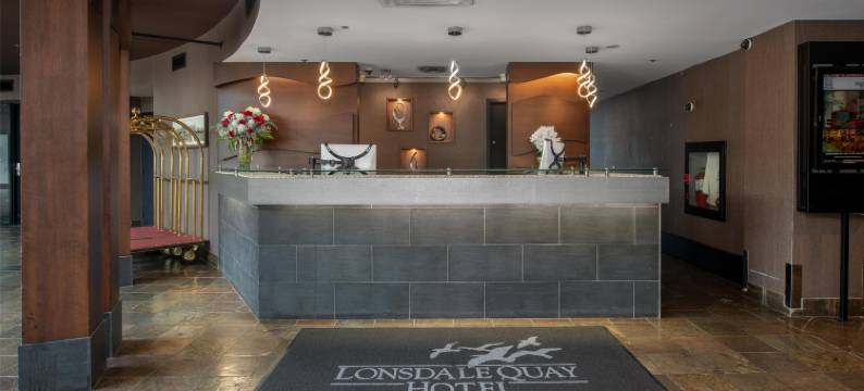 科斯特朗斯代尔码头酒店(Coast Lonsdale Quay Hotel)图片