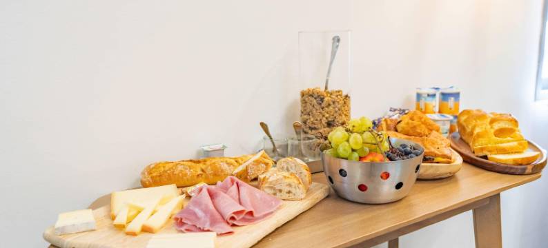 里昂利勒达博公寓品质酒店(Quality Suites Lyon L'Isle-d'Abeau)图片