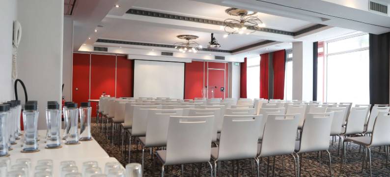 里昂中心查彭尼斯金头公园美居酒店(Mercure Lyon Centre Charpennes Parc de la Tête d'Or)图片