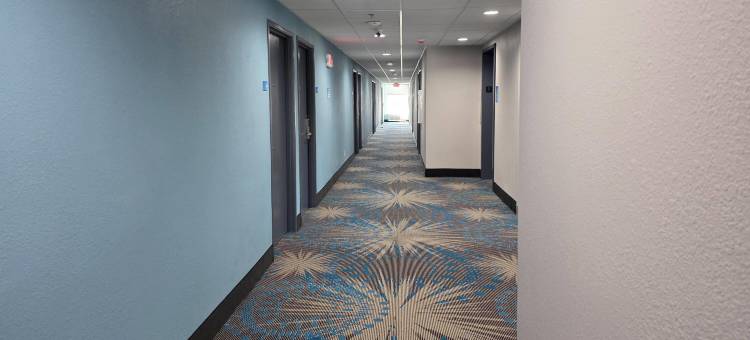 温德姆布兰登露天剧场戴斯酒店及套房(Days Inn & Suites by Wyndham Brandon Amphitheater)图片