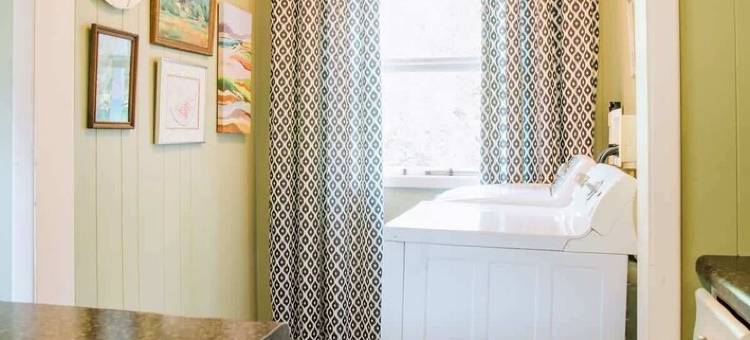 Small Town Charmer - Hazards Best Airbnb!图片