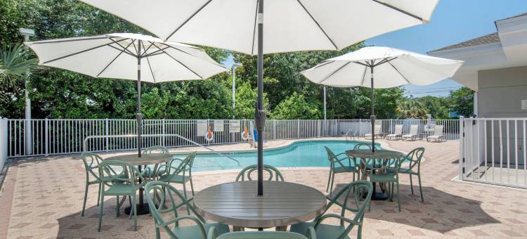 巴拿马城海滩东北加纳酒店(Garner Hotel Panama City Beach Northeast)图片