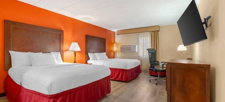 兰辛西克拉丽奥酒店及会议中心(Clarion Hotel & Conference Center Lansing West)图片