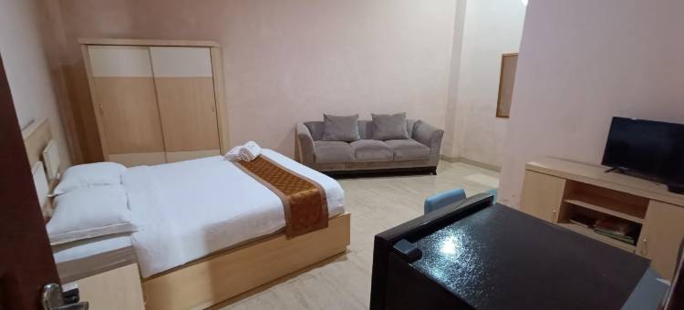 比纳穆伊斯兰杰内蓬托酒店(Hotel Binamu Syariah Jeneponto)图片