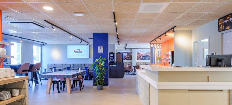 宜必思快捷拉罗谢尔普伊博罗酒店(ibis budget La Rochelle Puilboreau)图片