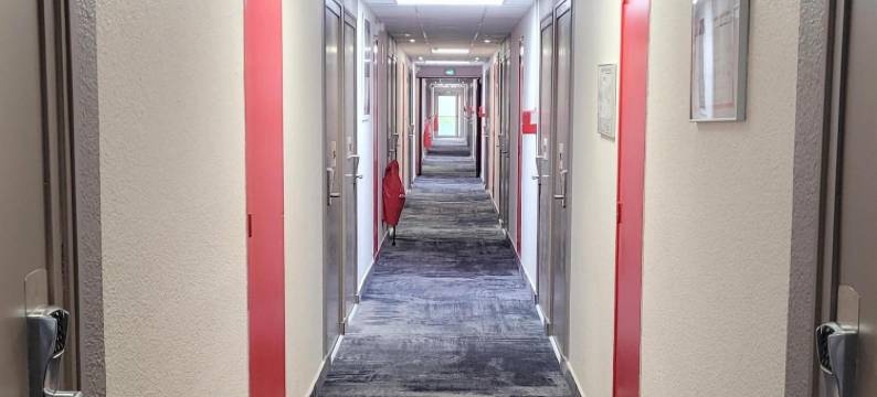 普瑞米尔克拉斯里昂北部-达迪利酒店(Premiere Classe Lyon Nord Dardilly)图片