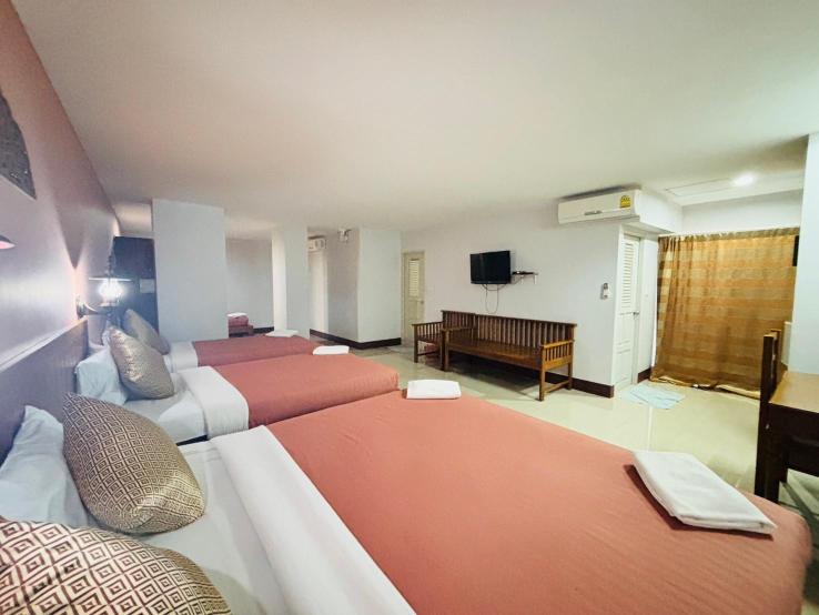 Butnamtong Hotel Over view