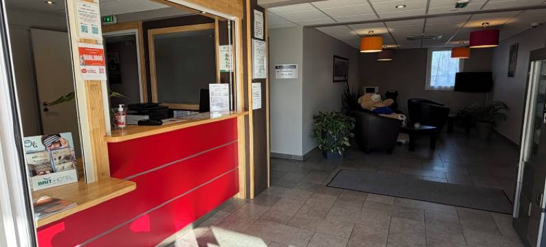 洛特河畔新城舒适英式酒店(Brit Hotel Confort Villeneuve Sur Lot)图片