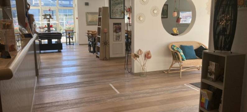 瓦伦丁马赛欧巴涅优质酒店(Contact Hôtel Marseille Aubagne - Ex Good Hôtel)图片